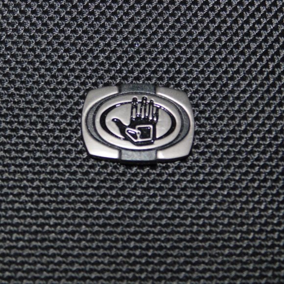 Body Glove Black  Soft Shell CD / DVD Storage Wallet 32 Disc Capacity - Picture 2 of 8